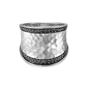 John Hardy Size 8 Classic Chain black sapphire and spinel saddle ring